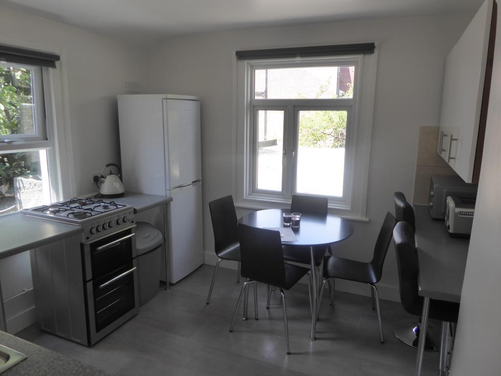 Turnpike House Apartament